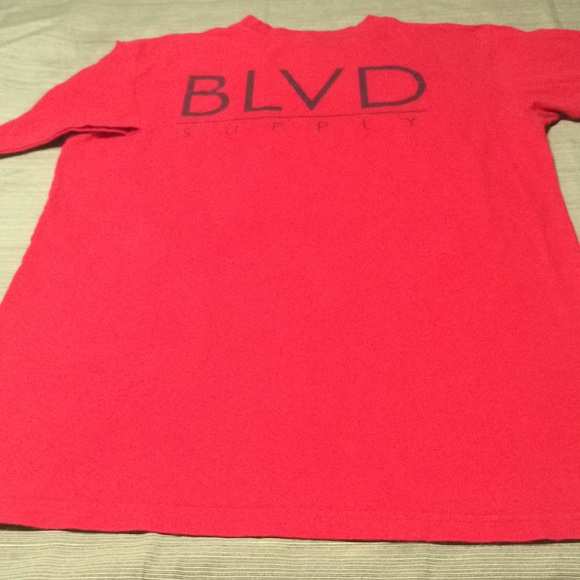 BLVD SUPPLY BEAUTIFUL TOP EXCELLENT CONDITION - Picture 6 of 6
